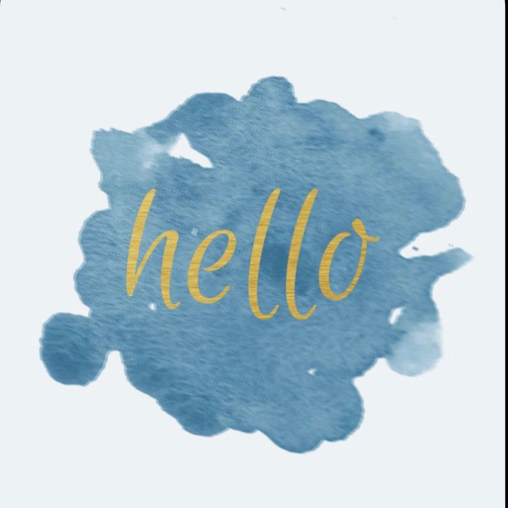 Welcome to my closet! 💛🌼🤩